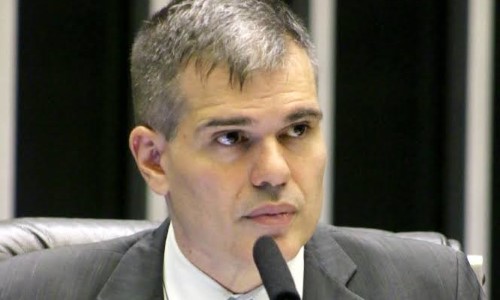 Antonio Furtado anuncia liberação de recurso para compra de viaturas